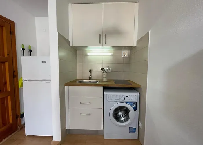 Mestral Apto En Planta Baja Con Piscina